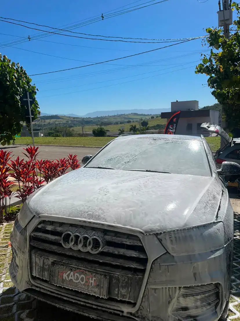 Atendimento Kadosh com produtos profissionais